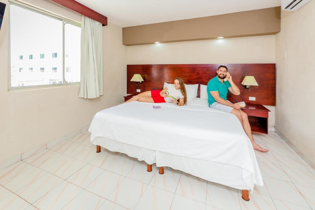Hotel Maria Del Carmen Merida Ngoại thất bức ảnh